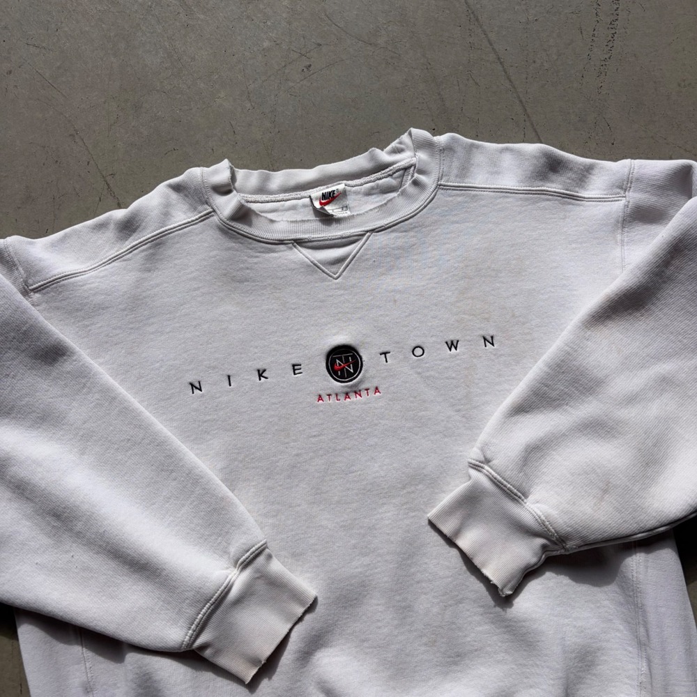 Vintage 90s Nike Town Atlanta Sweatshirt White Crewneck Mens Medium Distressed